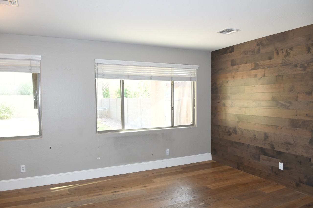 38021 N Pagoda Ln - Photo 2 of 18