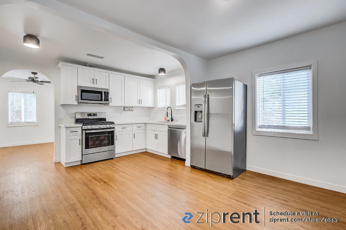 512 Terrill Ave - Photo 2 of 17