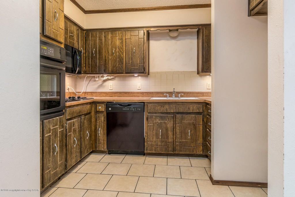 5609/11 Fulton Dr - 5611 #5611 - Photo 3 of 12