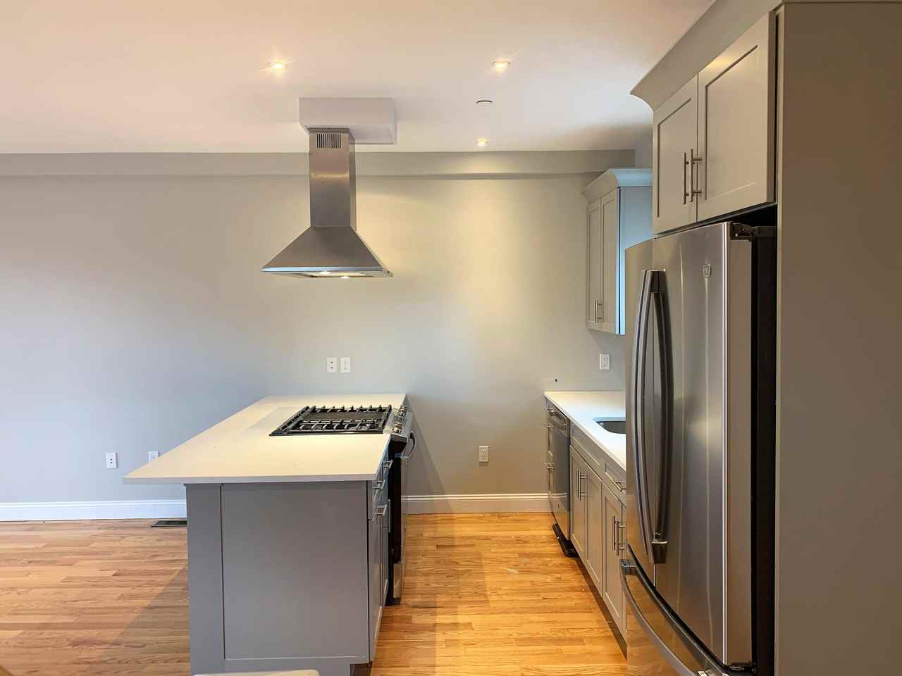 11 Goodhue St #2 - Photo 4 of 22