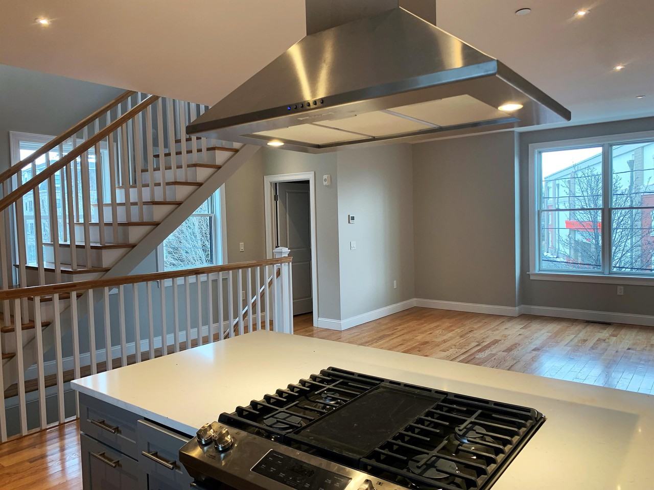 11 Goodhue St #2 - Photo 6 of 22