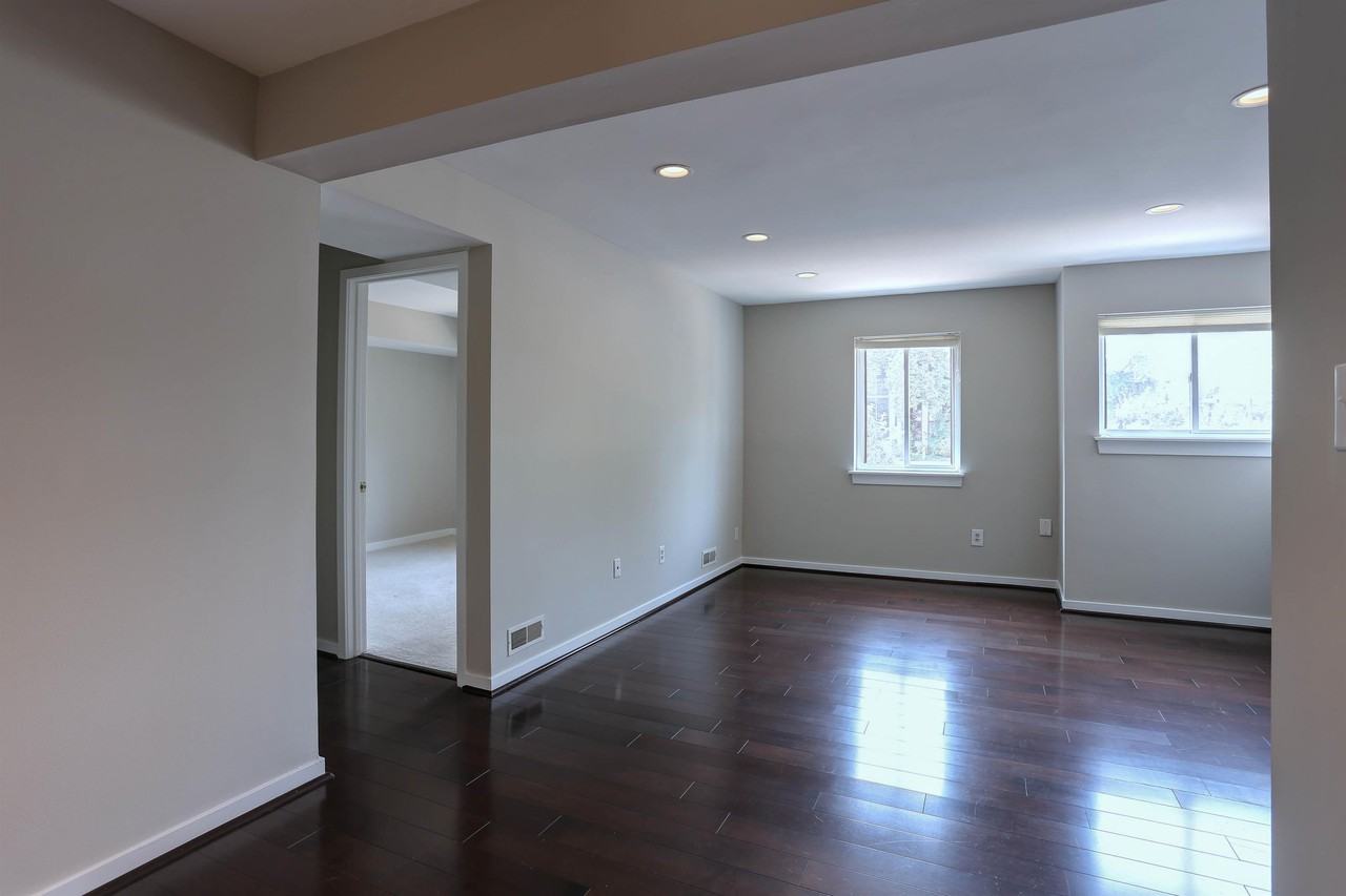 8906 Battery Pl #4 - Photo 2 of 26