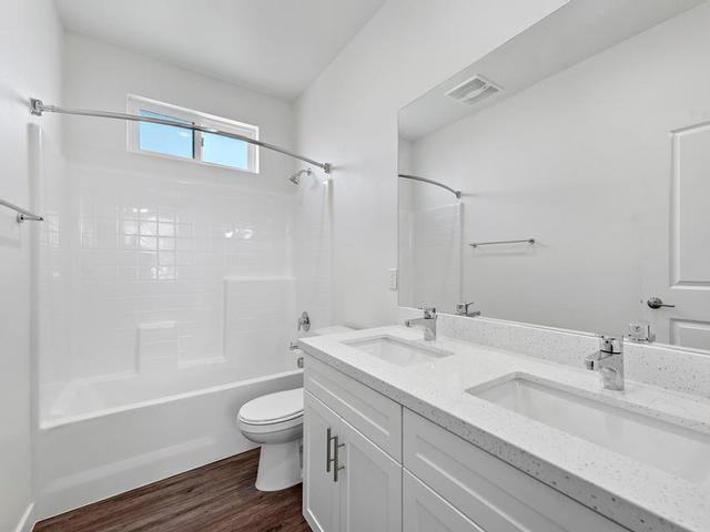 14951 Foothill Blvd - Photo 5 of 13