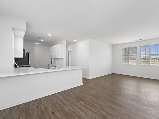 14951 Foothill Blvd - Photo 7 of 13