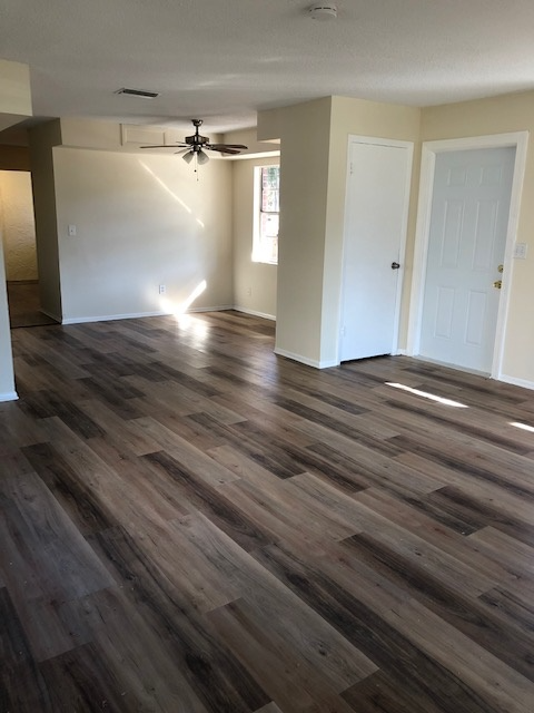 847 Winter Garden Dr - Photo 2 of 3