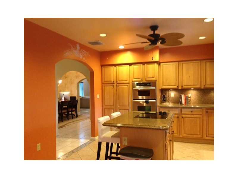 6203 Marlin Dr - Photo 3 of 6