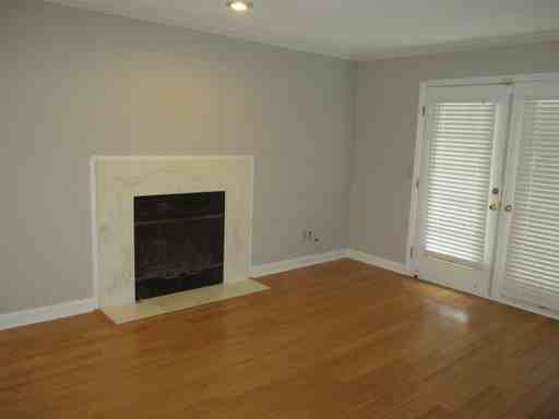 2001 Defoor Landing NW - Photo 2 of 12