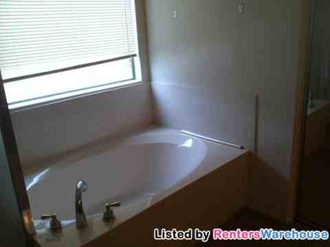 9713 S 43rd Ln - Photo 3 of 4