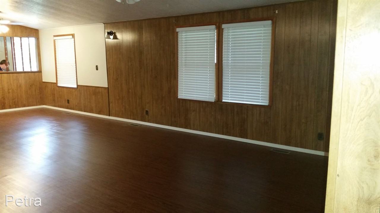 1320 E 93rd St N - Photo 2 of 46