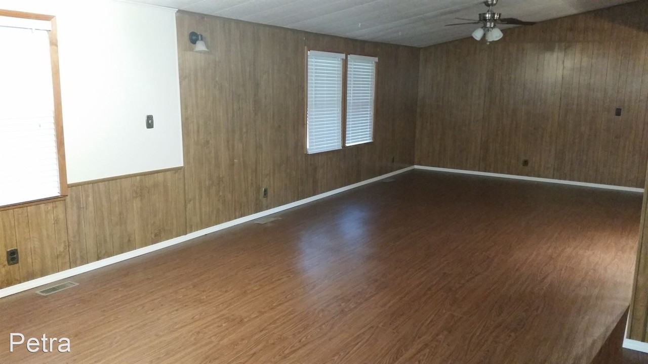 1320 E 93rd St N - Photo 3 of 46