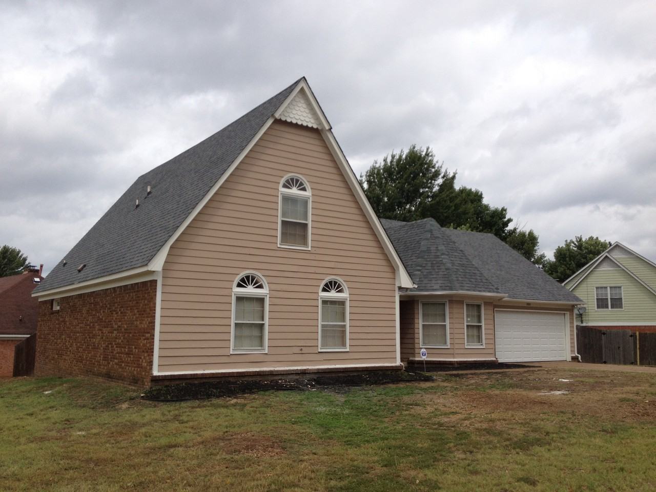4985 Barrington Cv - Photo 2 of 21