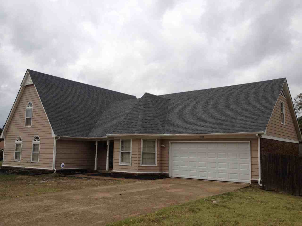 4985 Barrington Cv - Photo 3 of 21