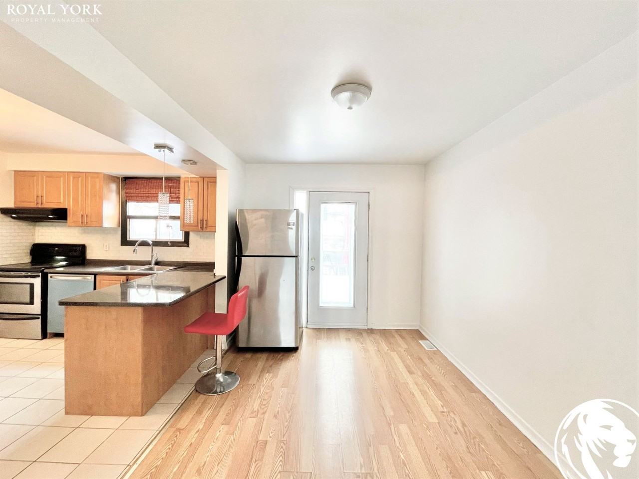 78 South Edgely Ave #1 - Photo 3 of 18