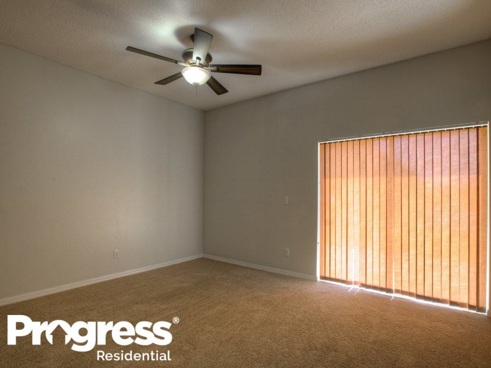 987 Jade Forest Ave - Photo 2 of 15