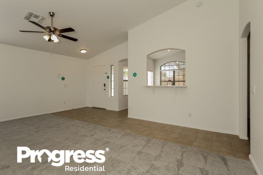 13939 N 133rd Ln - Photo 3 of 16