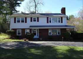 featured image of 2 Lantern Lane