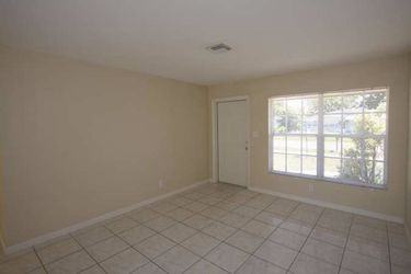 3321 Nw 17th St - Photo 2 of 16