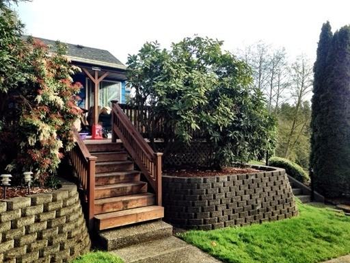 1739 Grove St - Photo 2 of 19