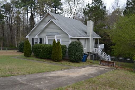 1703 Natchez Loop - Photo 2 of 20