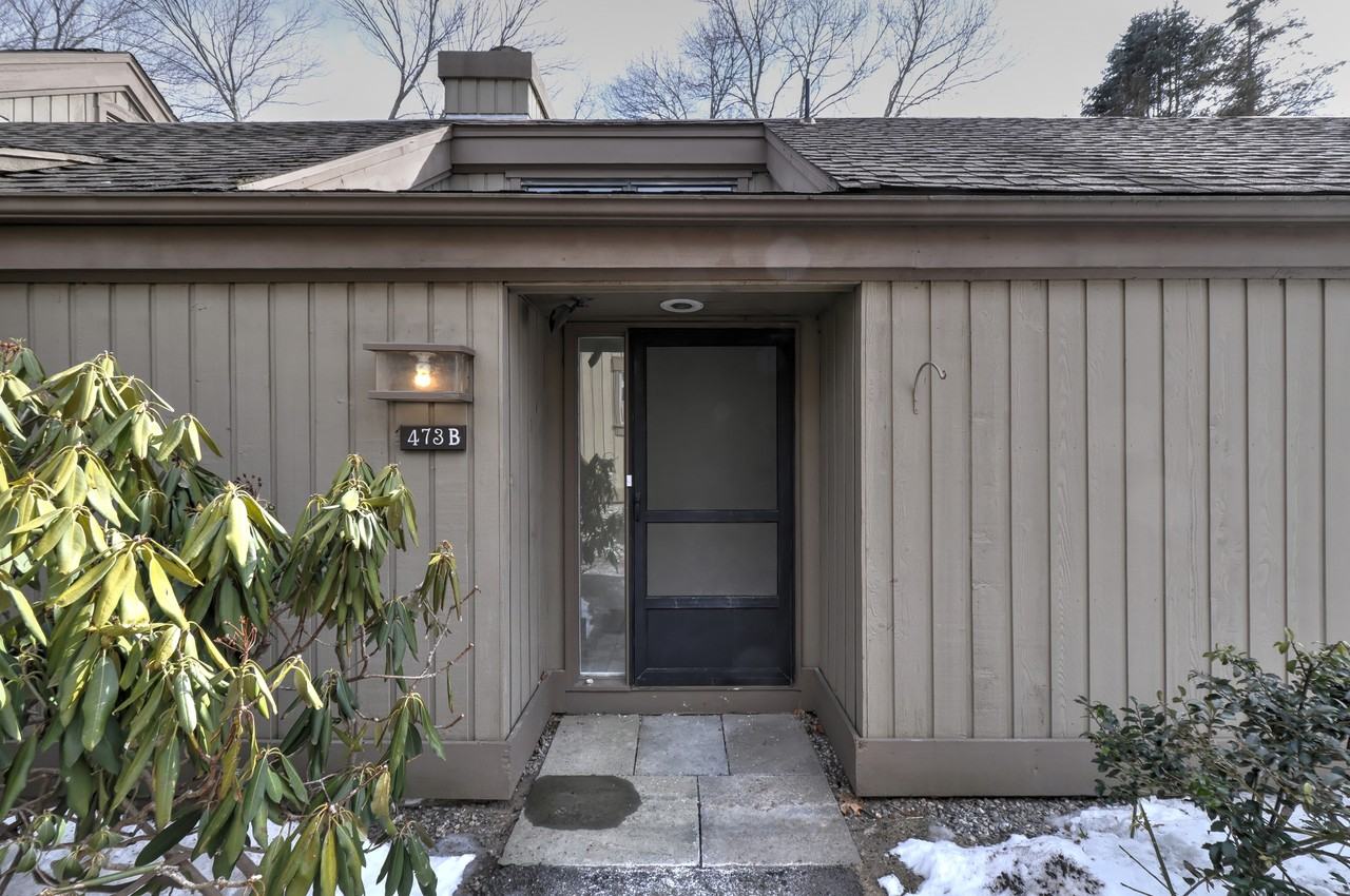 473 Winship Dr - Photo 3 of 23