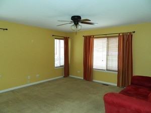 13392 Victoria Ln - Photo 3 of 10