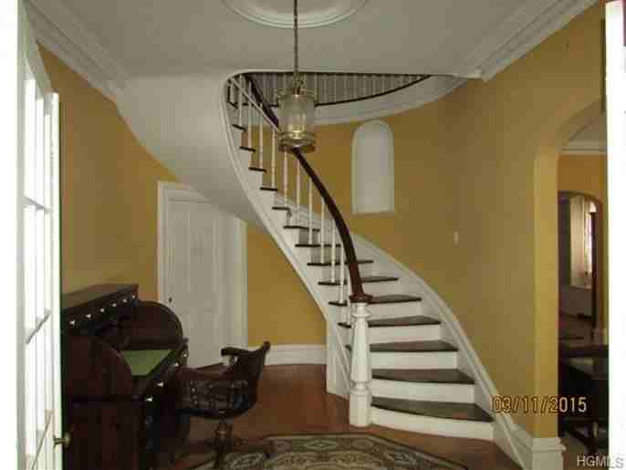 61 E Main St - Photo 2 of 17