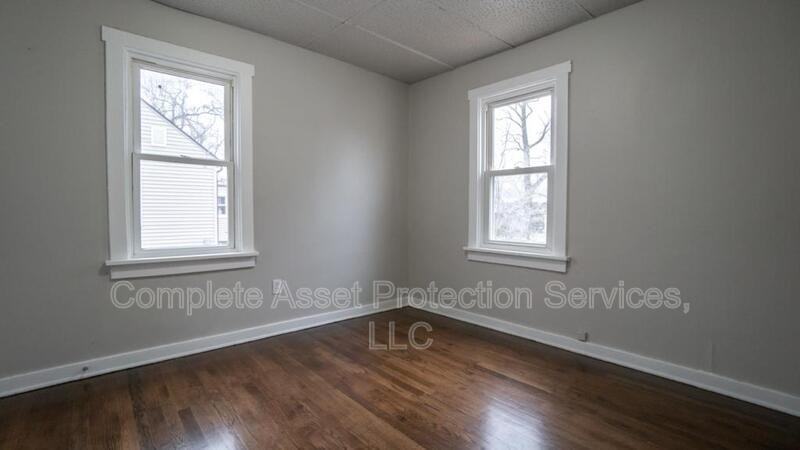 4227 Liverpool Rd - Photo 2 of 25