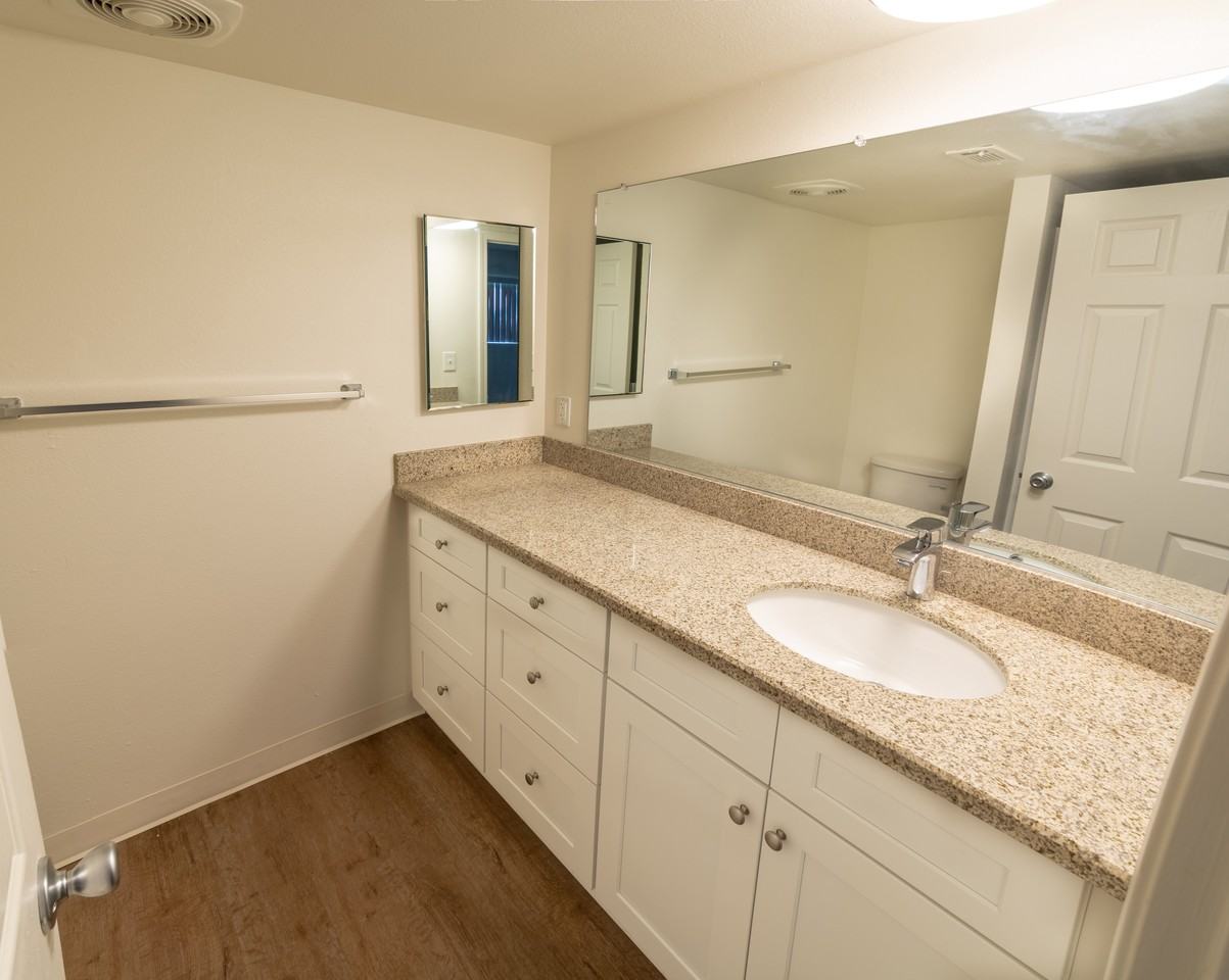 5310 Canyon Crest Drive #39 - Photo 5 of 15