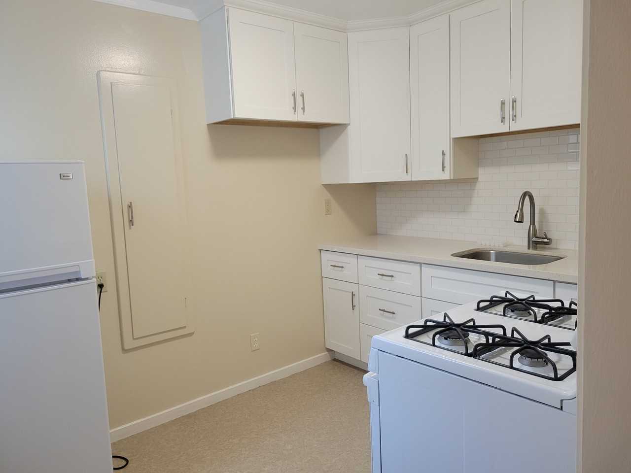 1245-6 - Photo 2 of 12