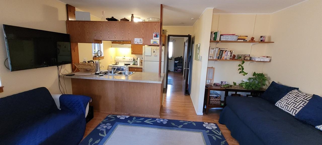 2445 19th St #B - Photo 2 of 12
