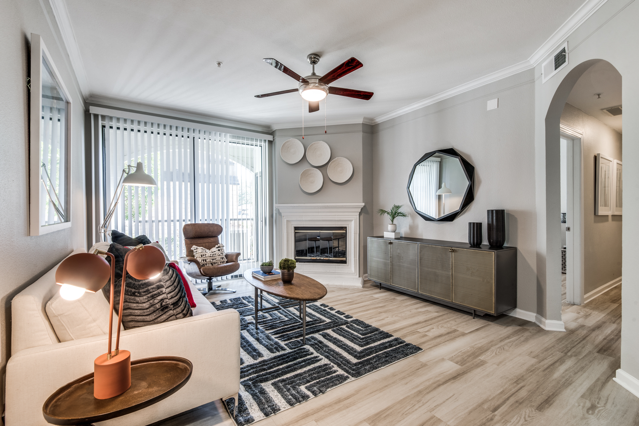 The Vincent - Photo 7 of 39