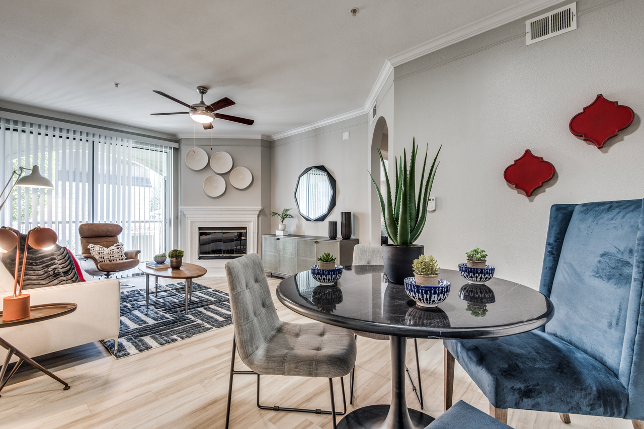 The Vincent - Photo 2 of 39