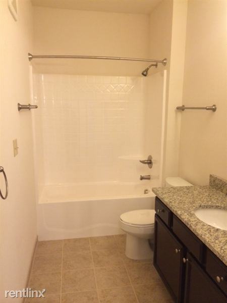 Merchant Square Residences - Photo 3 of 14