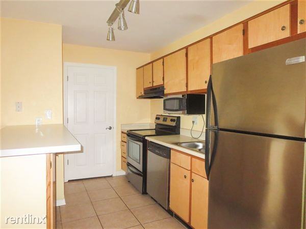 1400 Gandy Blvd N #1707 - Photo 3 of 21