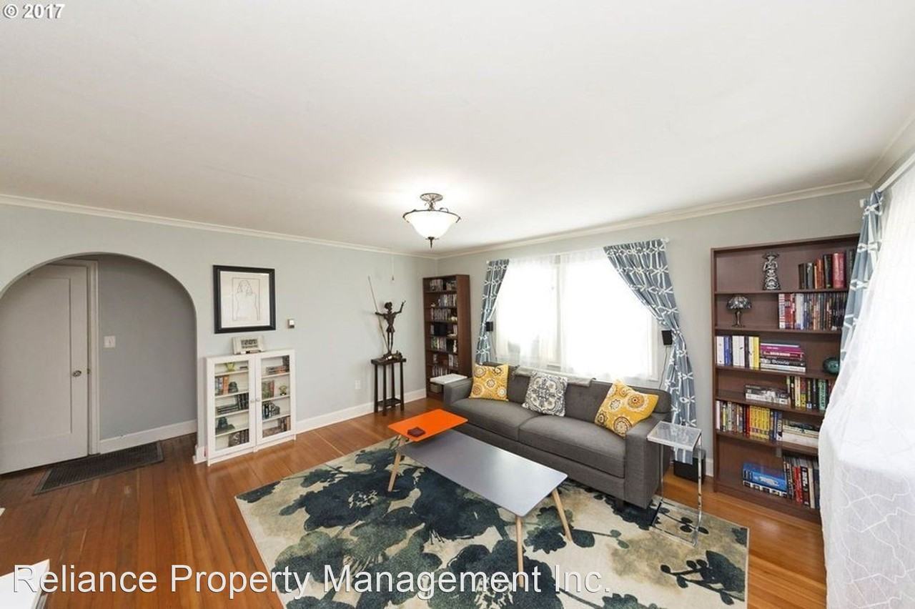 4544 Ne 95th Ave - Photo 2 of 15