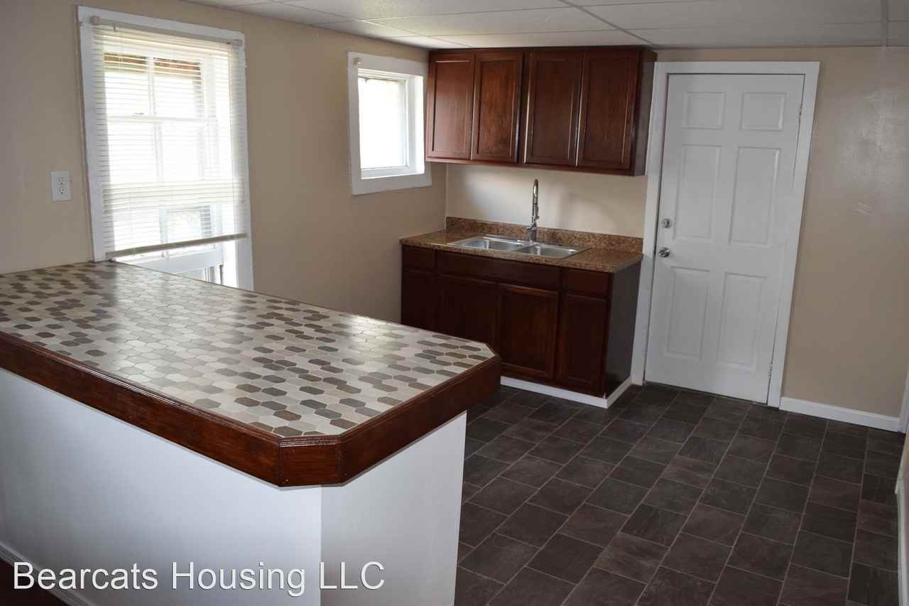 29 EDWARDS St. - Photo 2 of 36