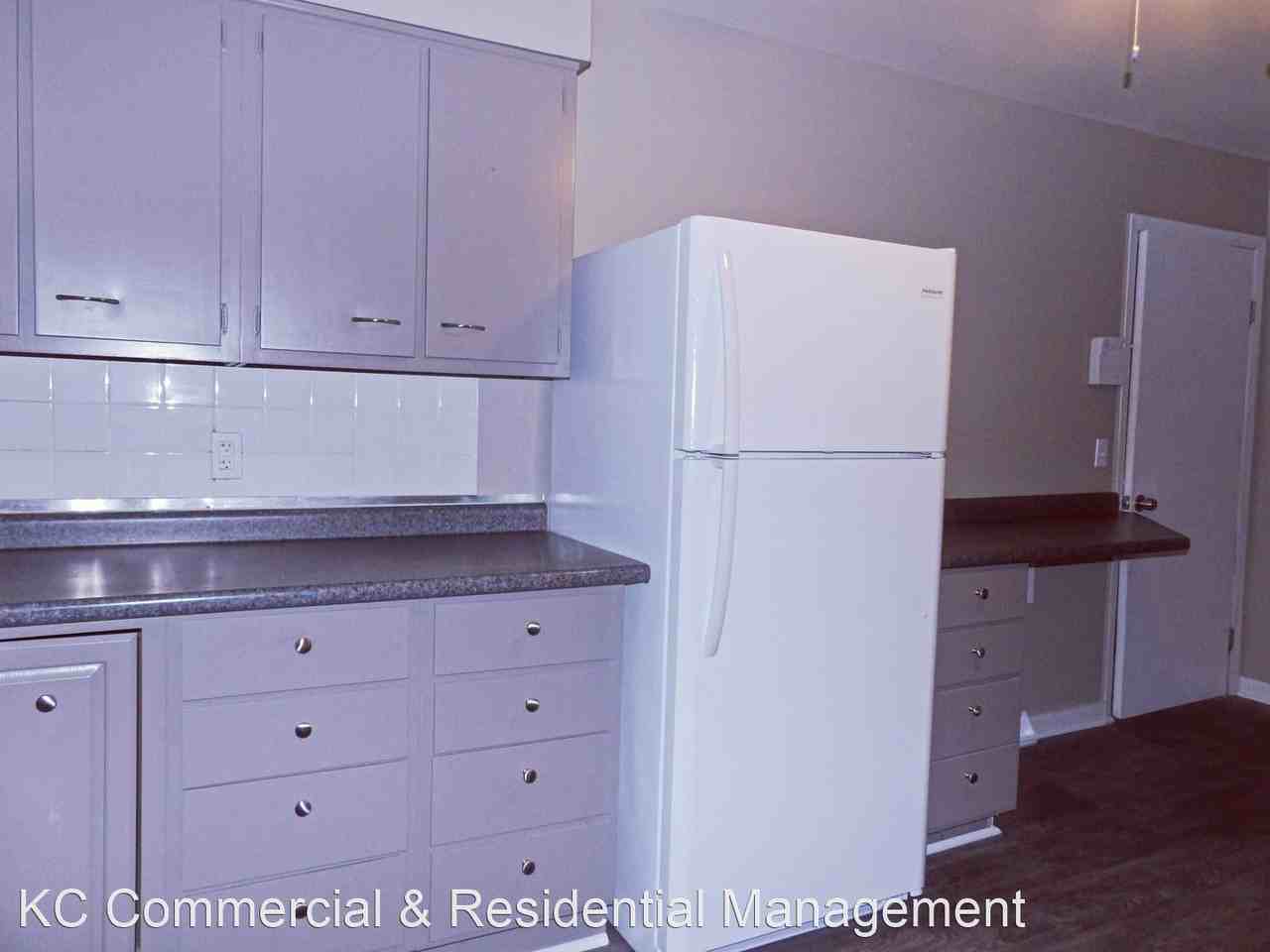 4601 Ne 37th St - Photo 2 of 17