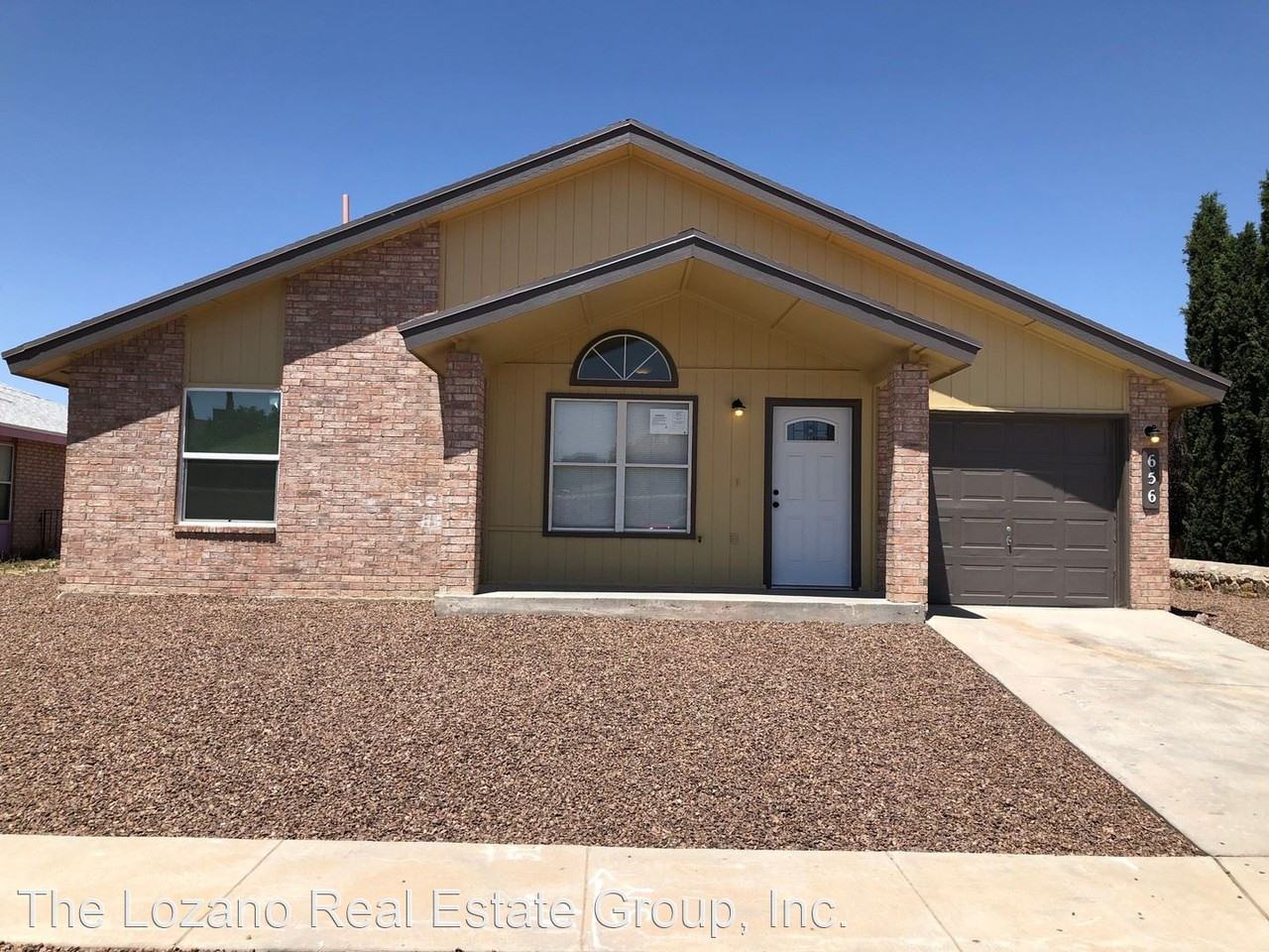 656 Orchid Dr - Photo 3 of 25