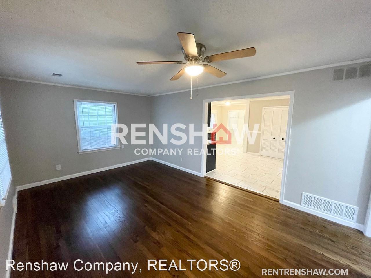 3822 Maid Marian Ln - Photo 2 of 14