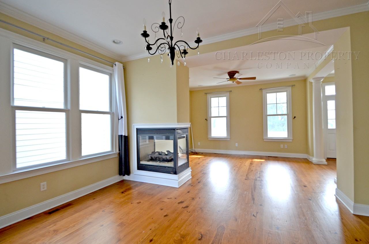 3006 S Shore Dr - Photo 3 of 13