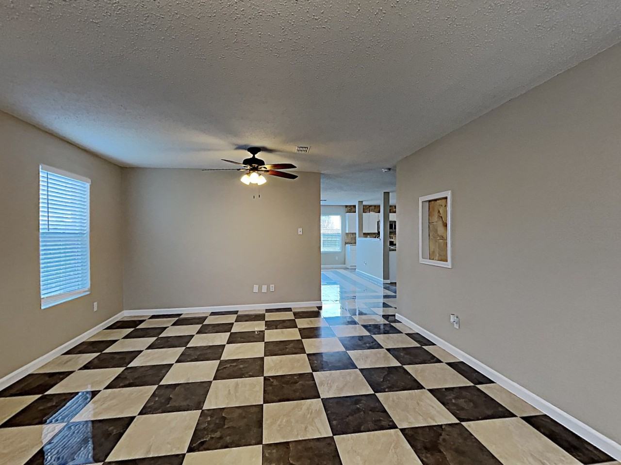 6054 Susanna Dr - Photo 2 of 21