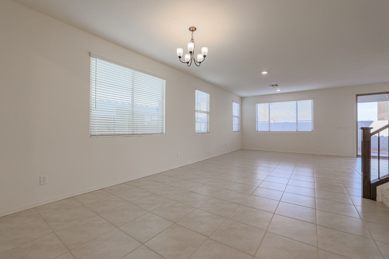 10036 E Tiburon Ave - Photo 5 of 50