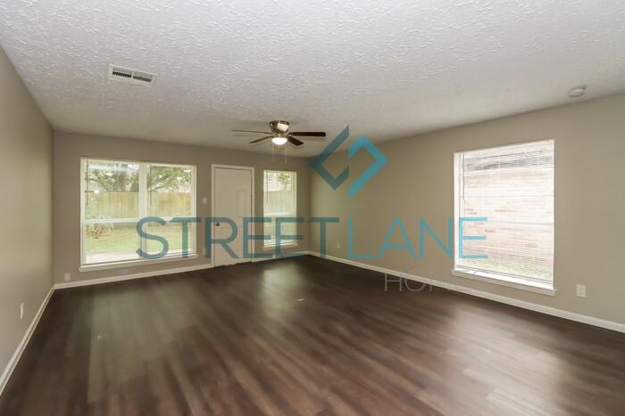 3205 Wavecrest St - Photo 3 of 15