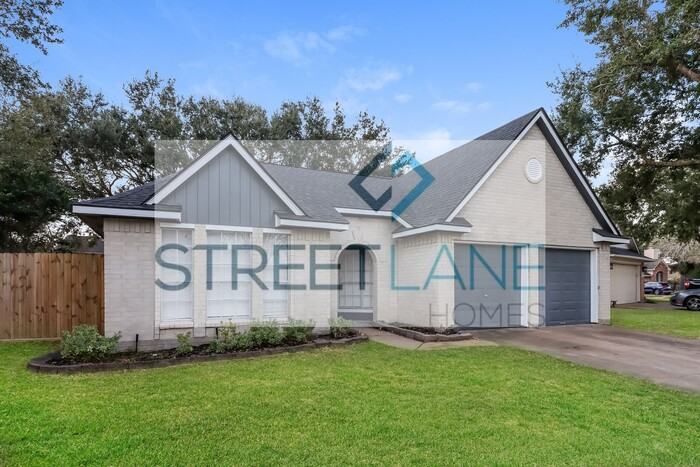 5311 Acorn Ct - Photo 2 of 15