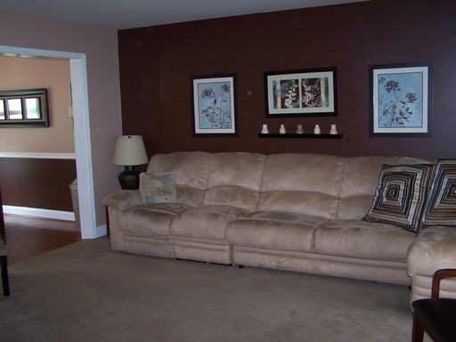 223 Winding Way - Photo 2 of 10