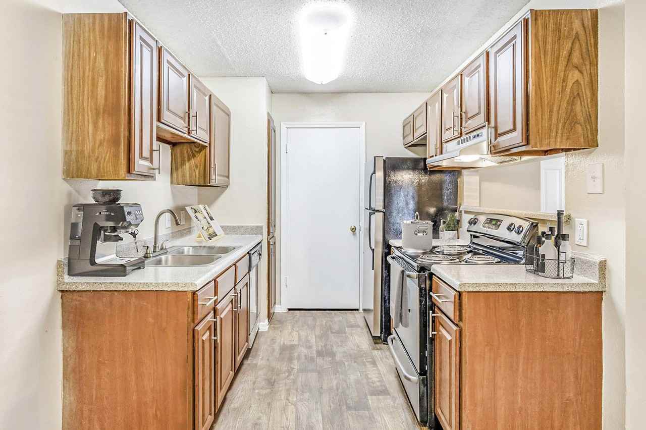 The Arbors of Euless Apartments - Photo 3 of 40