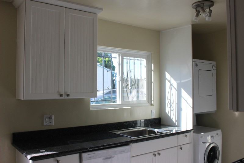 2908 Alsace Avenue #4 - Photo 2 of 4