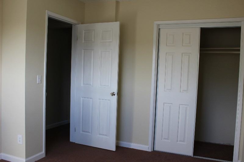 2908 Alsace Avenue #4 - Photo 4 of 4