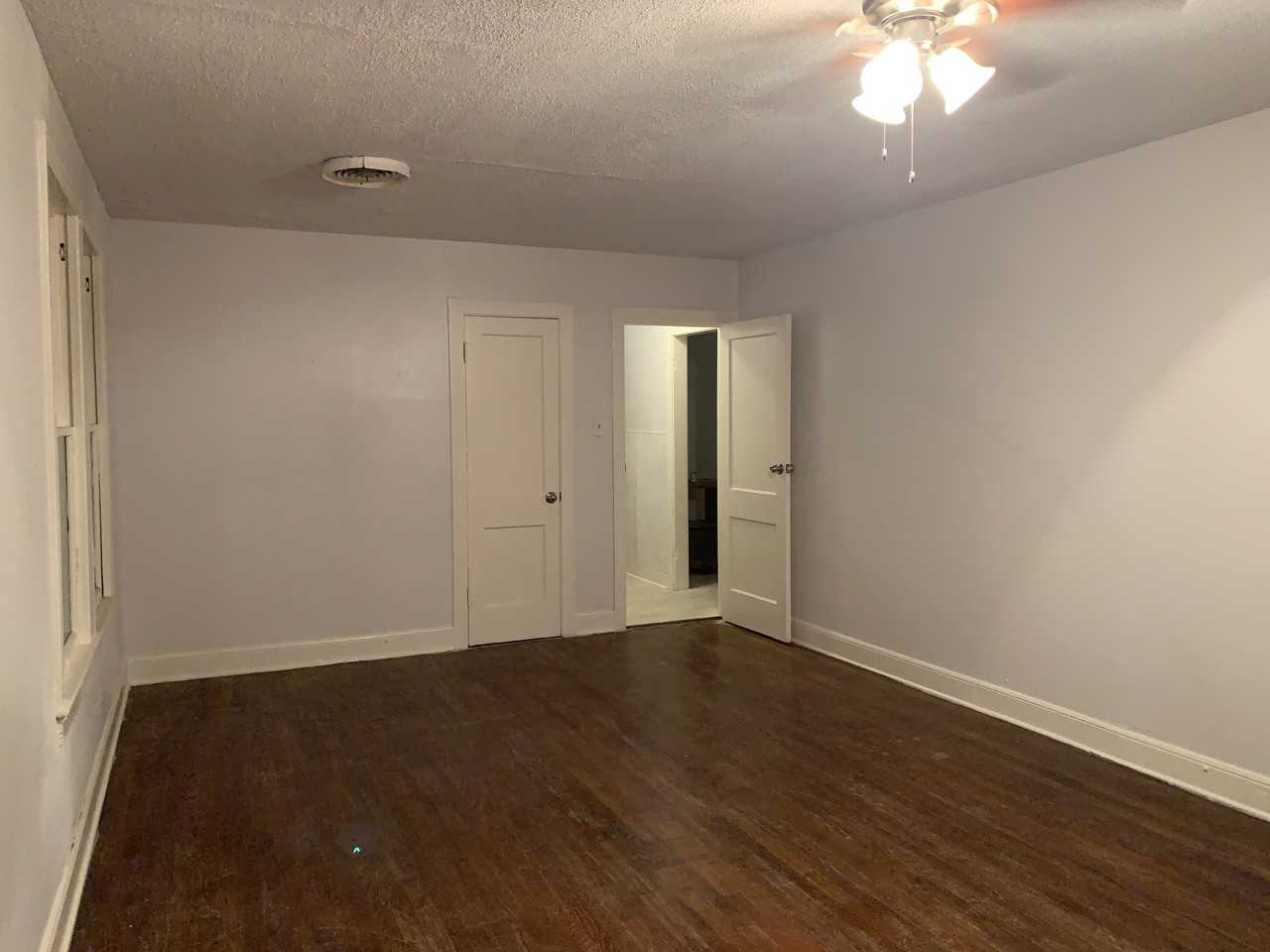 2412 51st Street #A - Photo 5 of 12