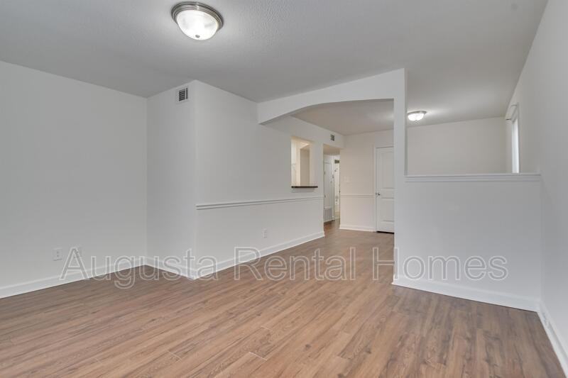 4014 4014 - Photo 2 of 20